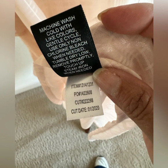 TORRID Light Peachy pink Plaid Chiffon Kimono- Size 0 - Picture 6 of 7